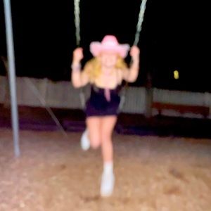 Meet your Posher, El